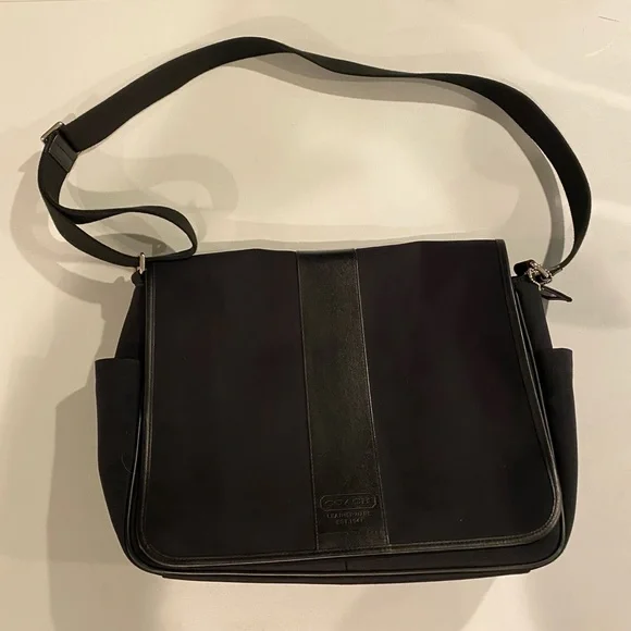 COACH BLACK SIGNATURE 77004 COMPUTER LAPTOP BAG - Picture 1 of 8